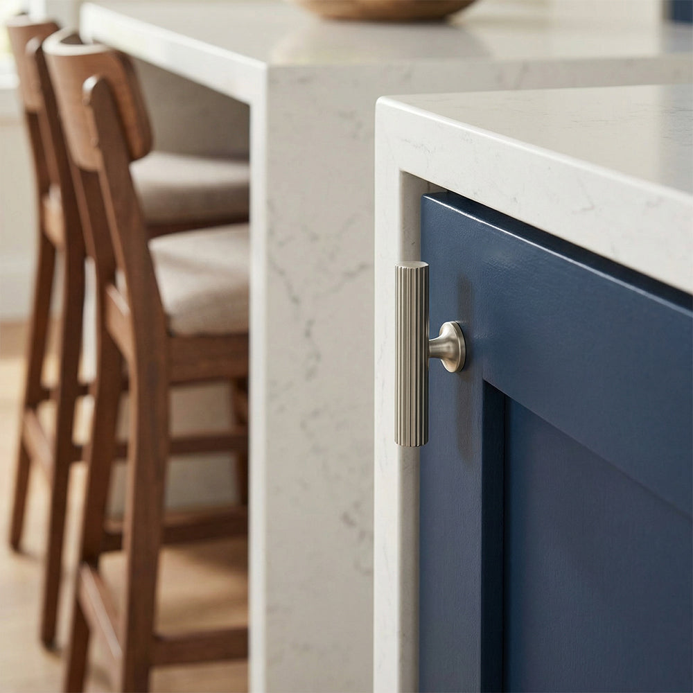 Vell Cabinet T-Bar