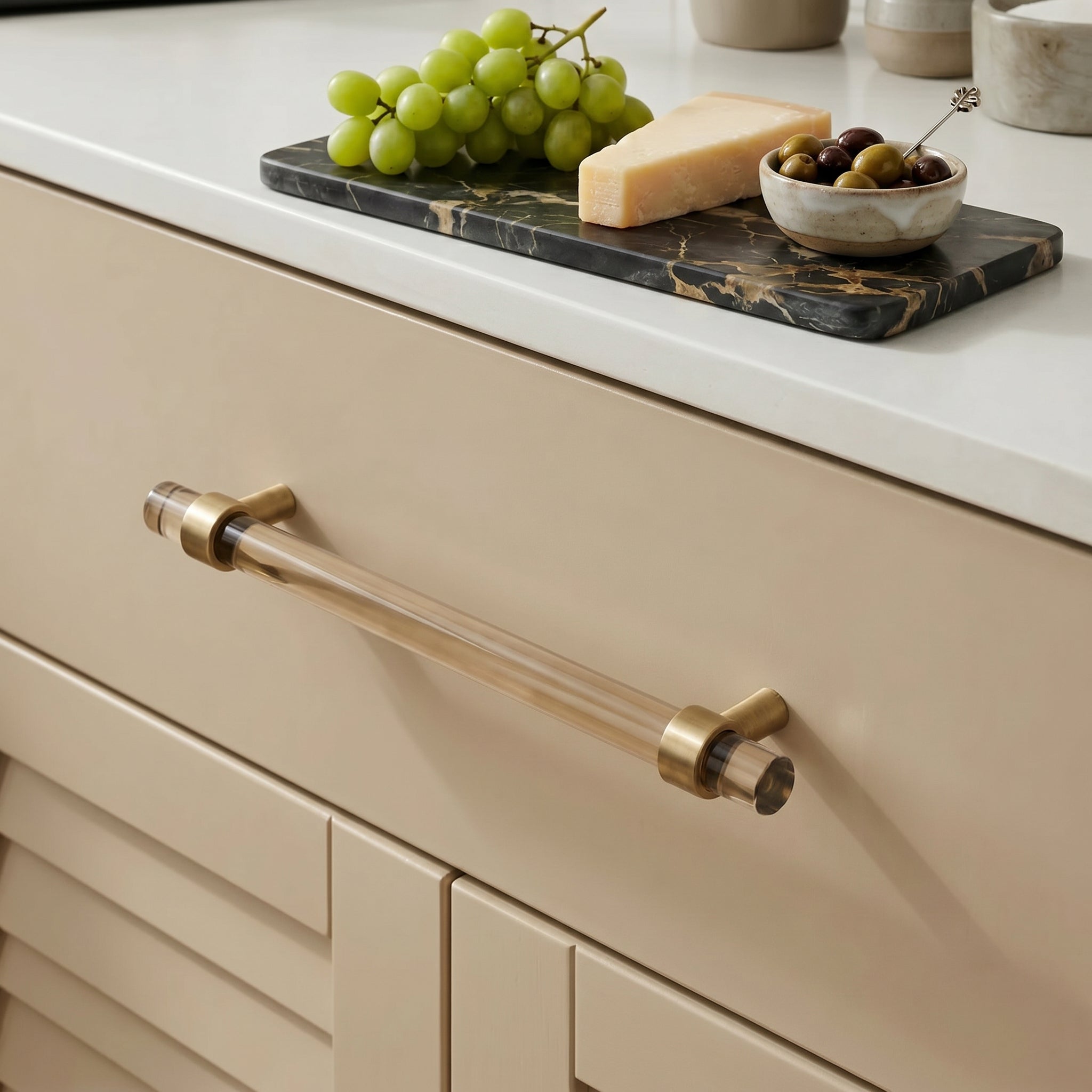 Luma Cabinet Pull