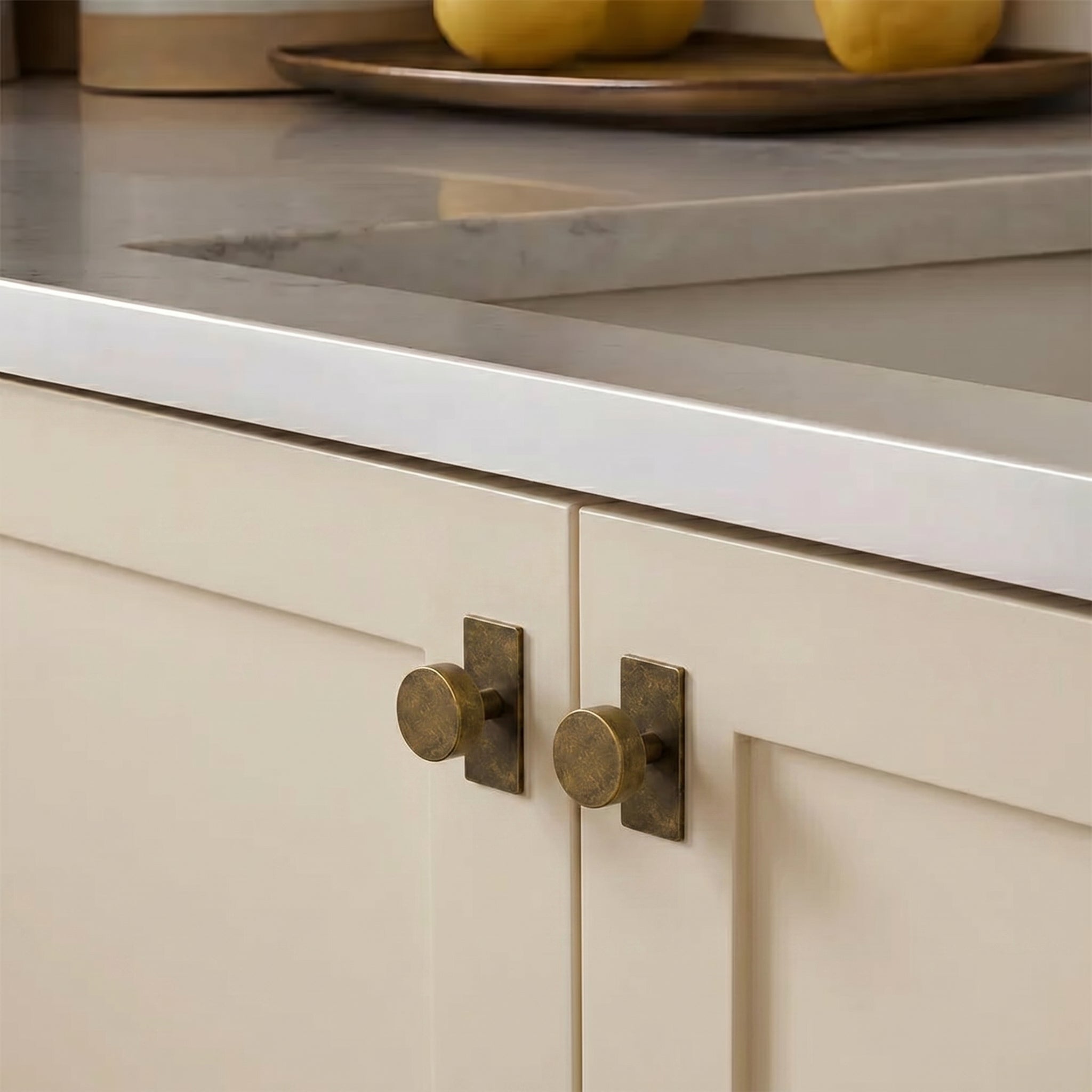 Lorn Cabinet knob