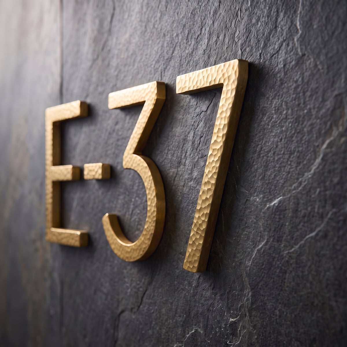 #color_matte-brass_style_hammered
