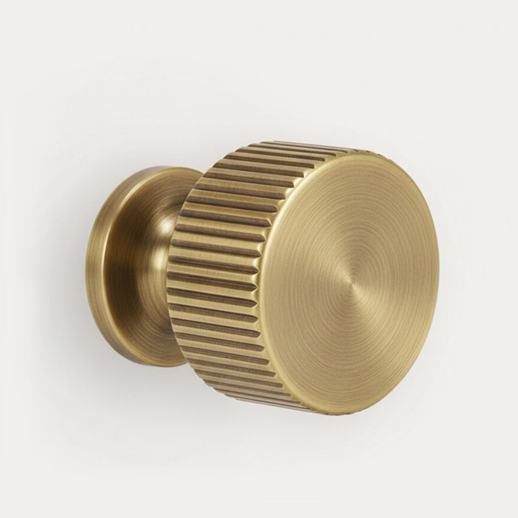 Vell Knob Antique Brass