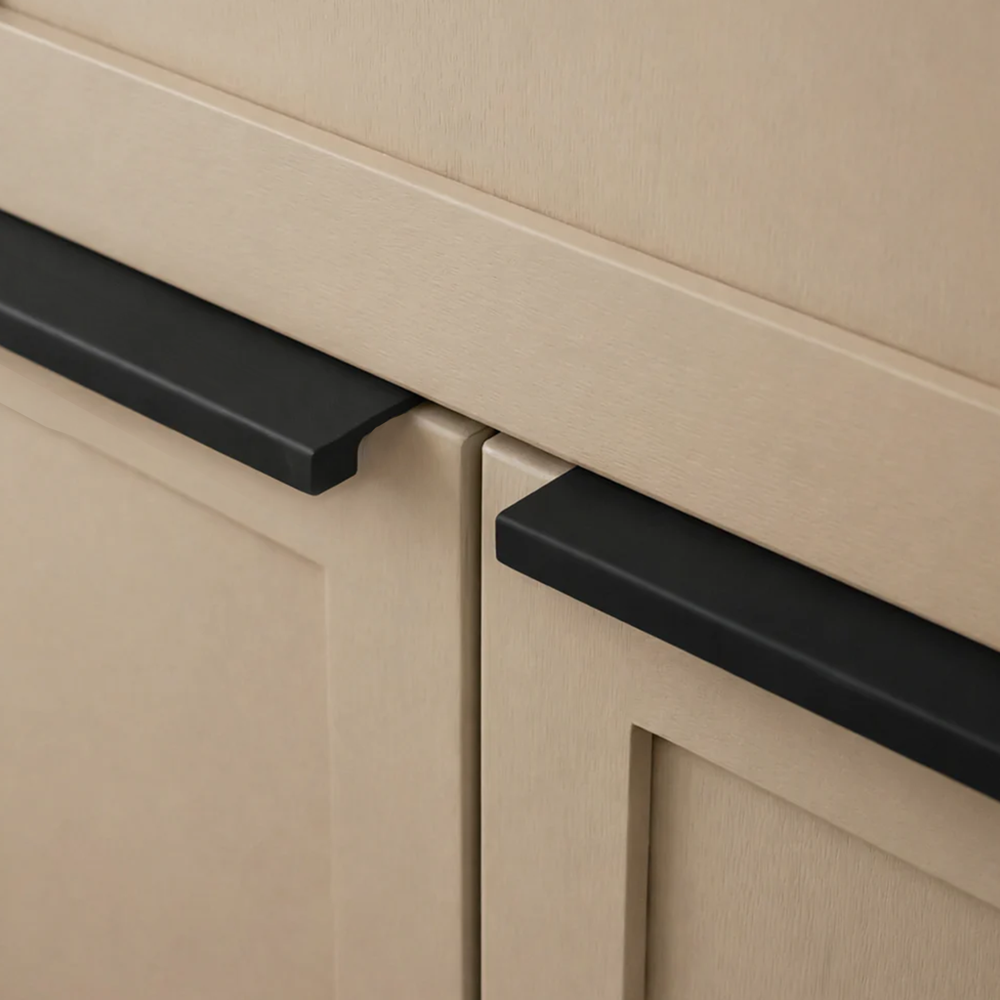 Edge Cabinet Pull