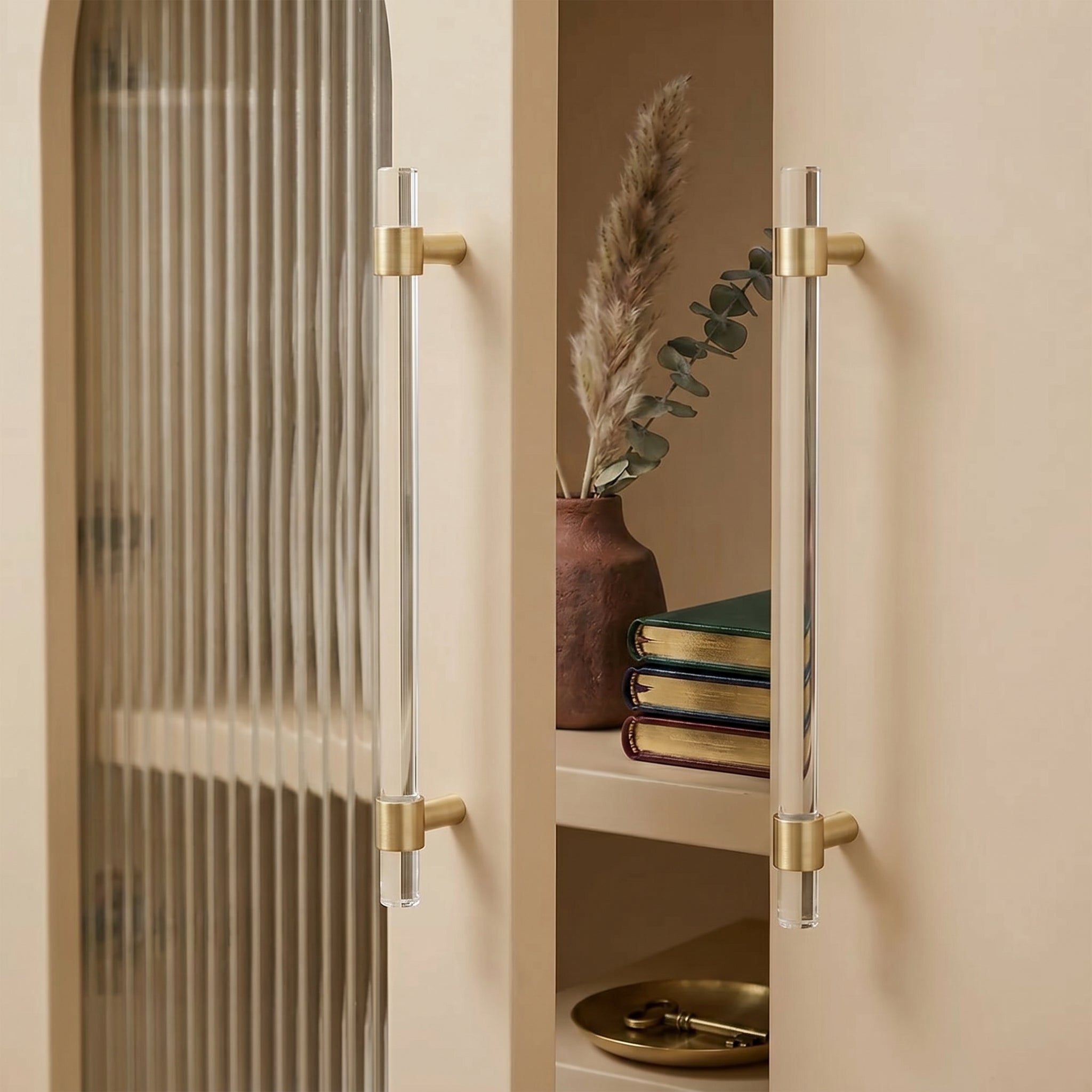 Luma Cabinet Pull