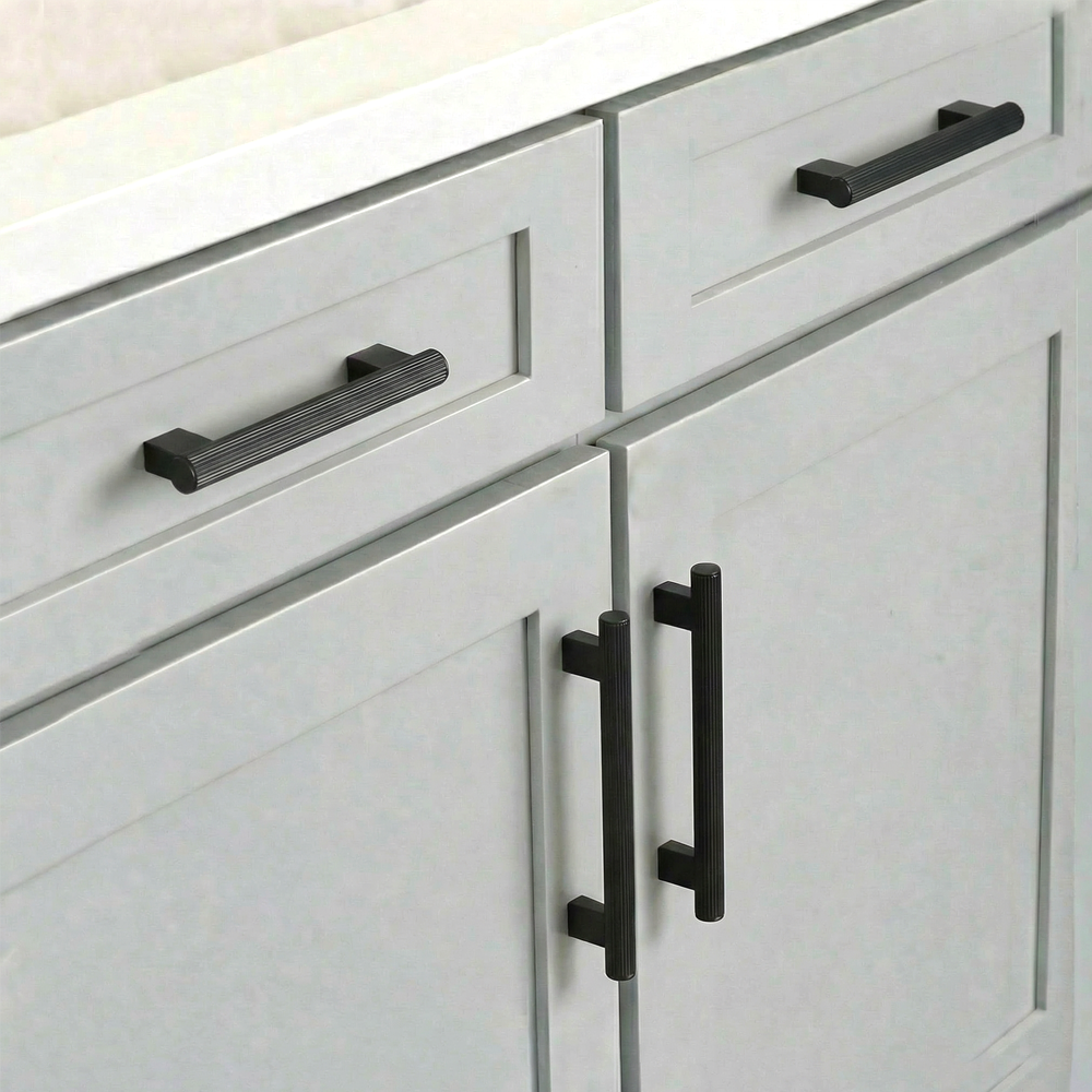 Cora Cabinet Pull
