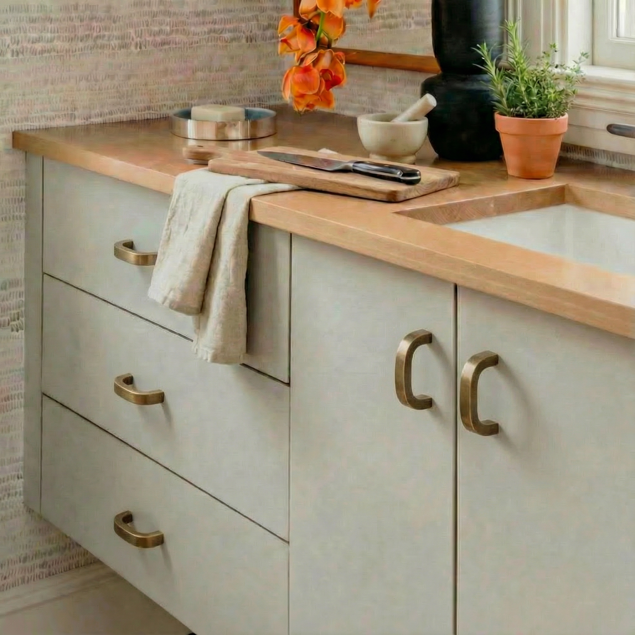 Mero Cabinet Knob