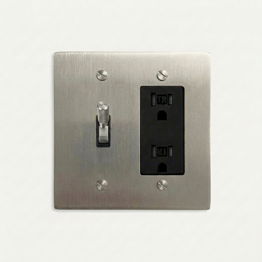 #configuration_toggle-switch+standard-15A-outlet