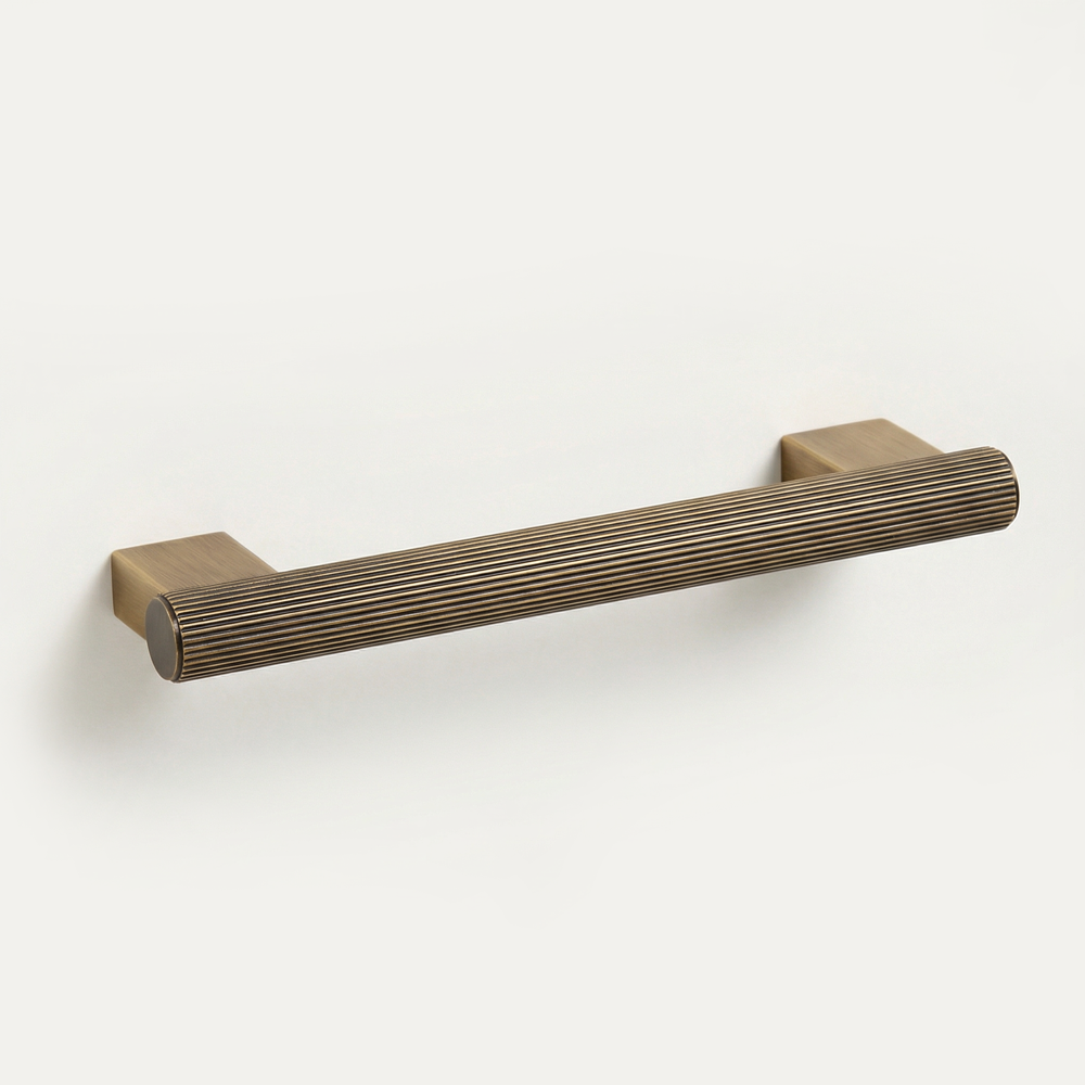Cora Cabinet Pull