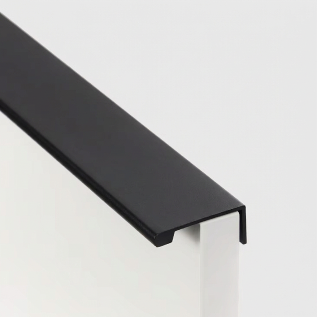 Edge Cabinet Pull