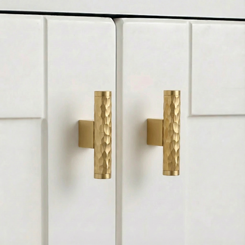 Tava Cabinet T-Bar