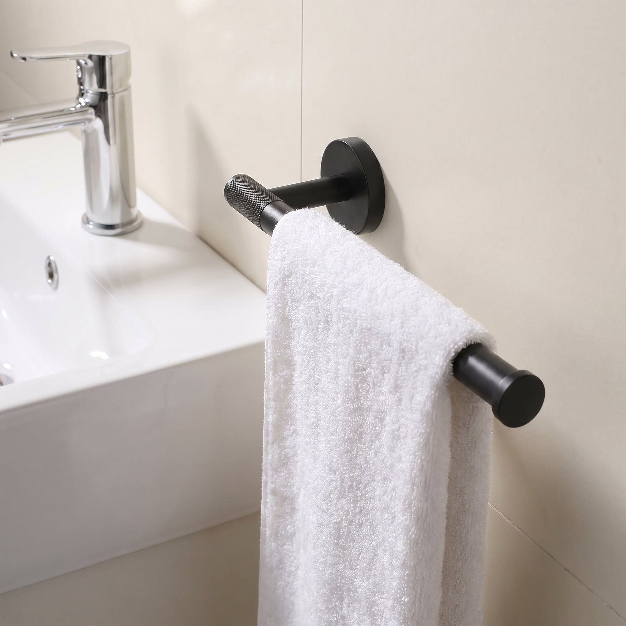Reed Brass Towel Ring