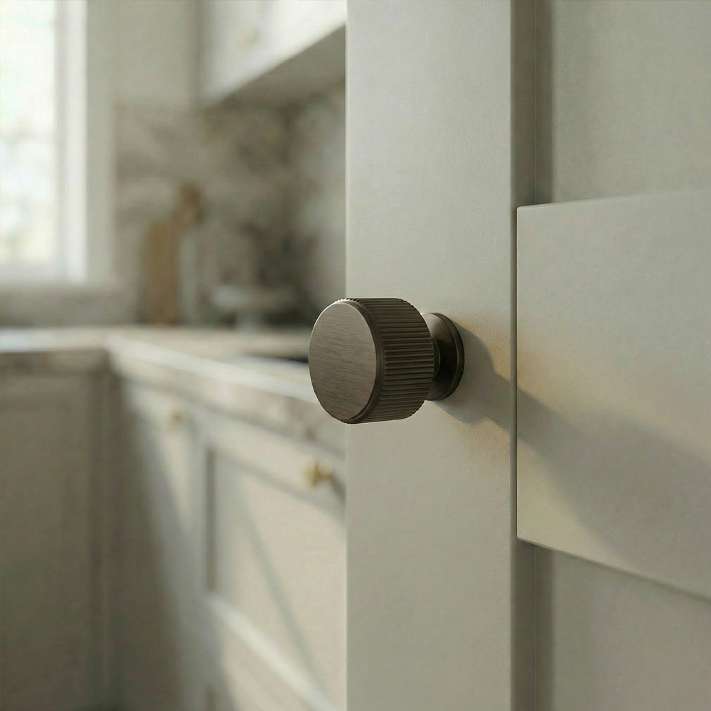 Hart Cabinet  Knob