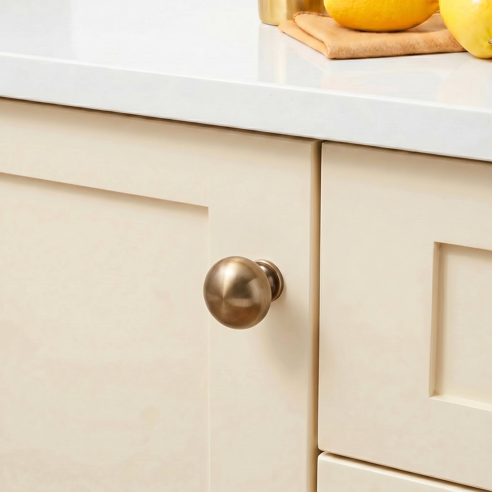 Vera Cabinet Knob