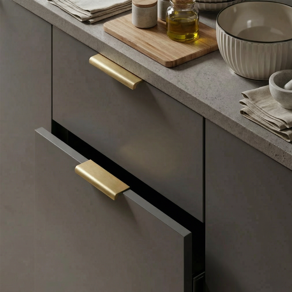 Edge Cabinet Pull