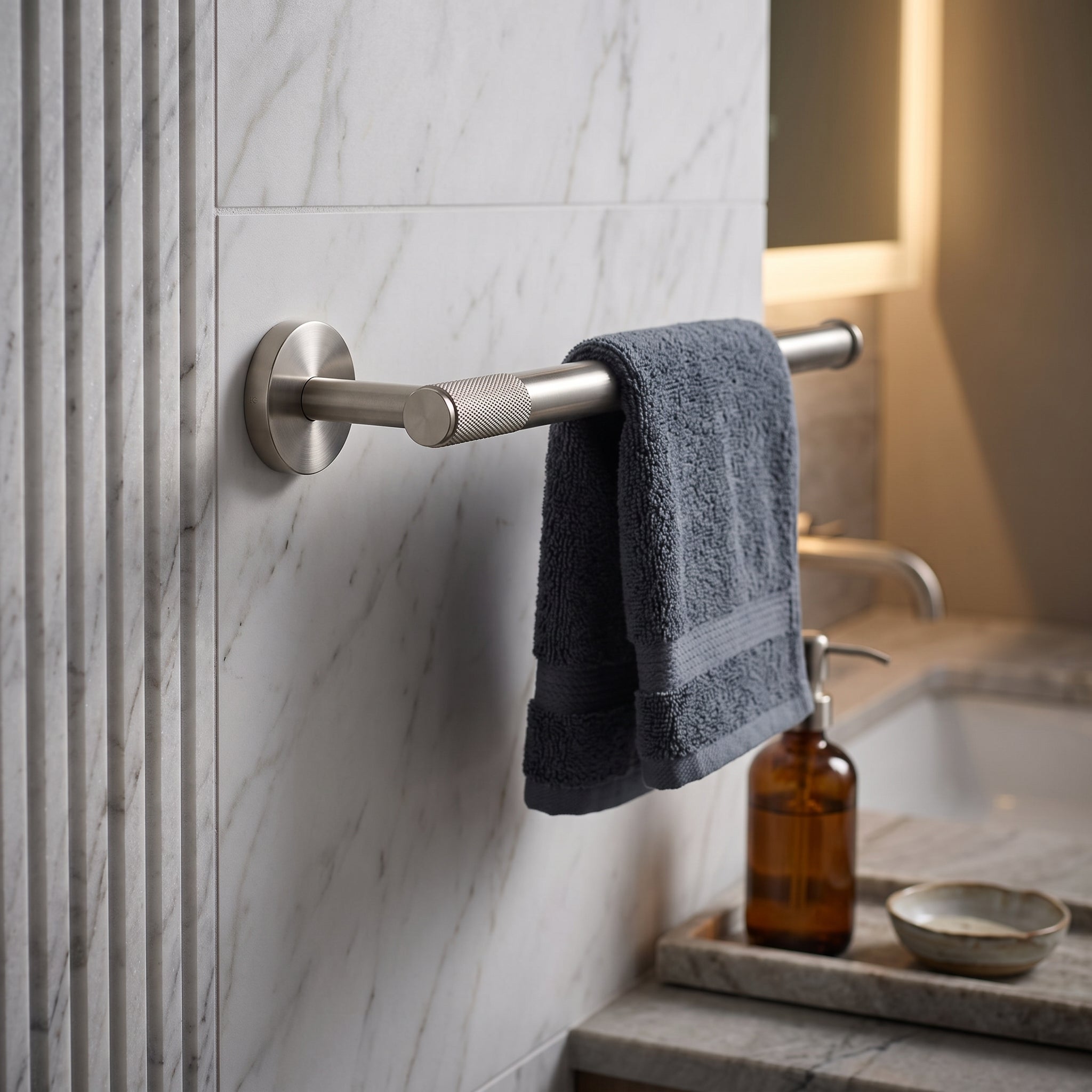 Reed Brass Towel Ring