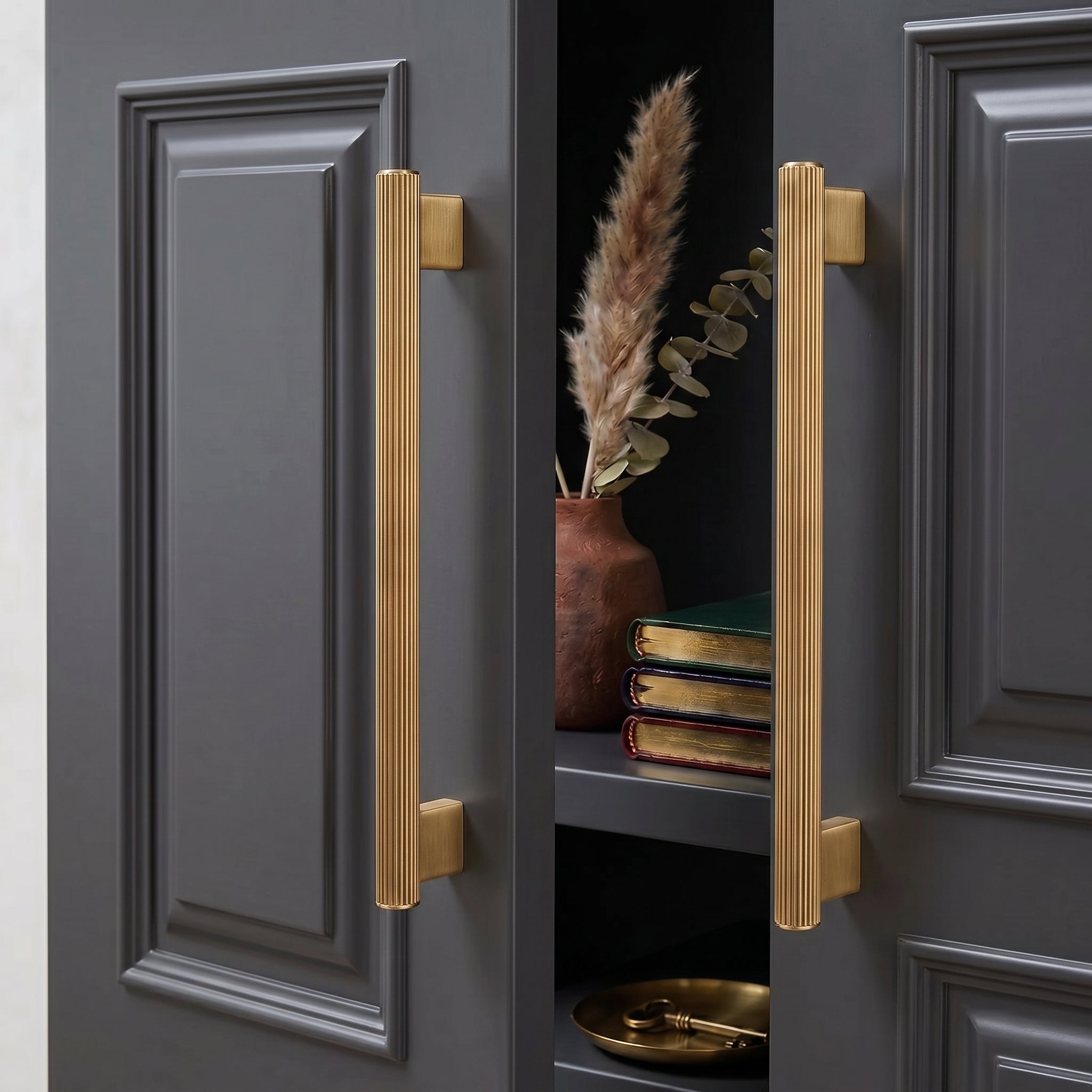 Cora Cabinet Pull
