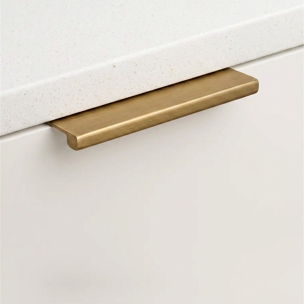 Edge Cabinet Pull