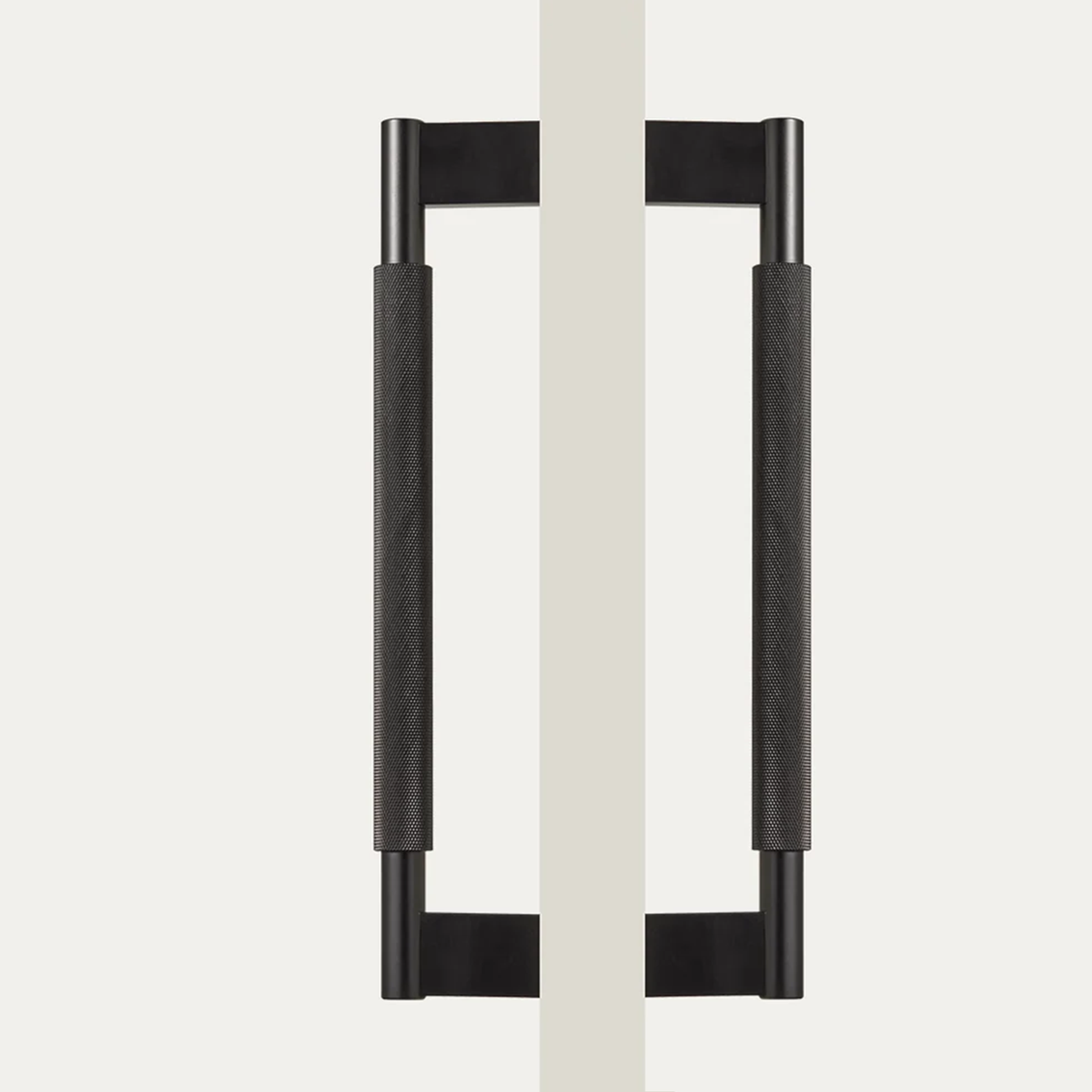 Bron Door Pull