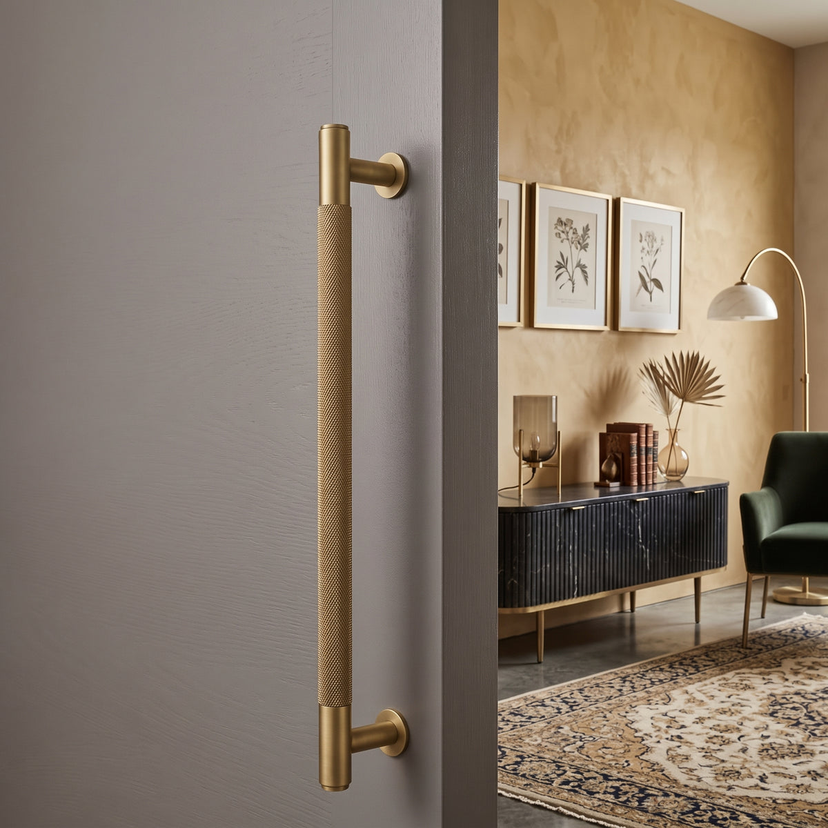 Livo Door Pull