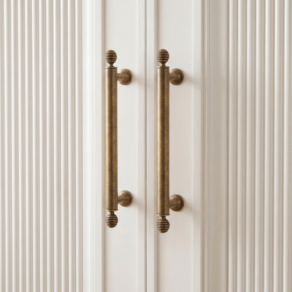 Loro Cabinet Pull
