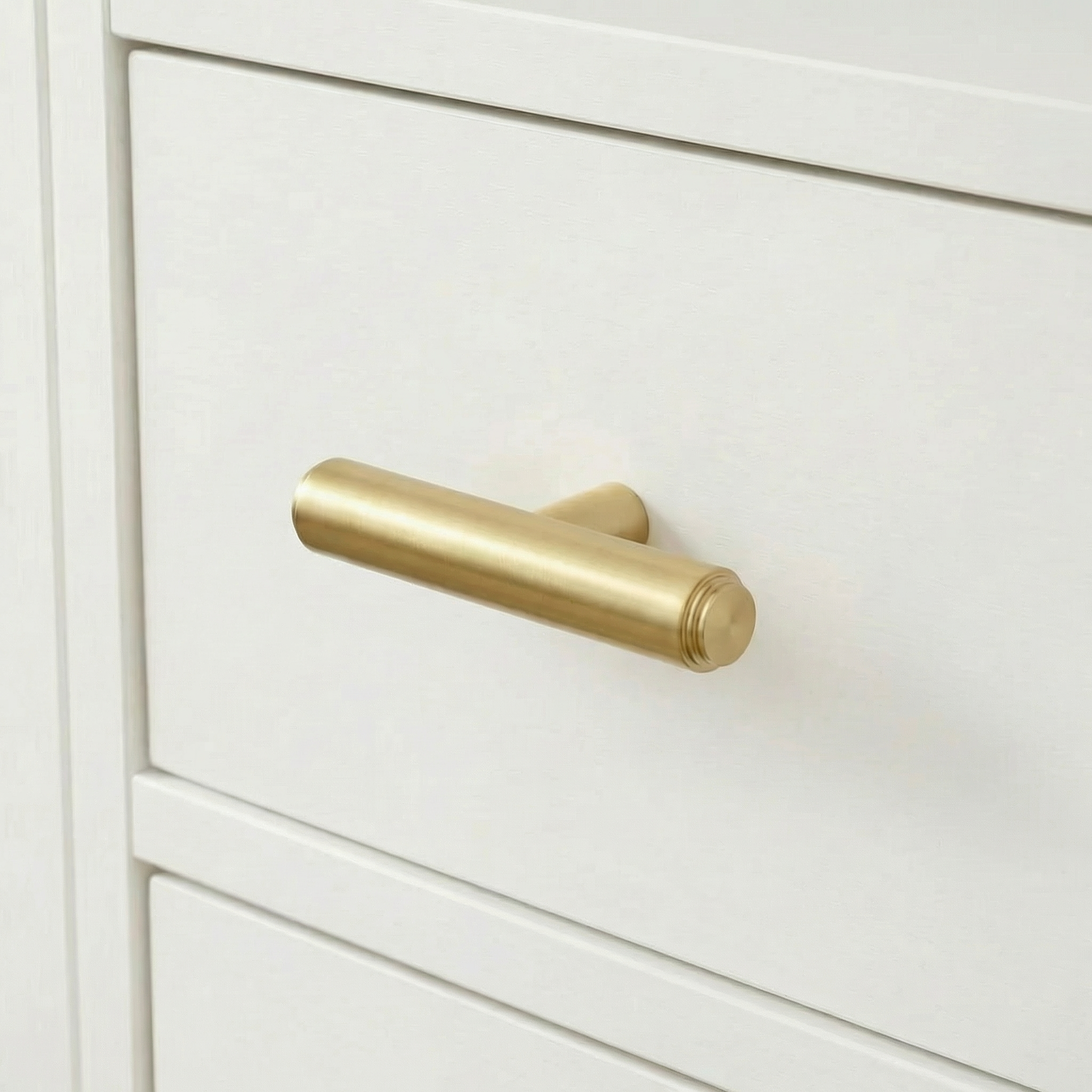 Orin Cabinet T-Bar