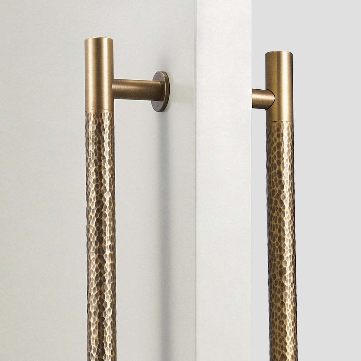 Tava Door Pull